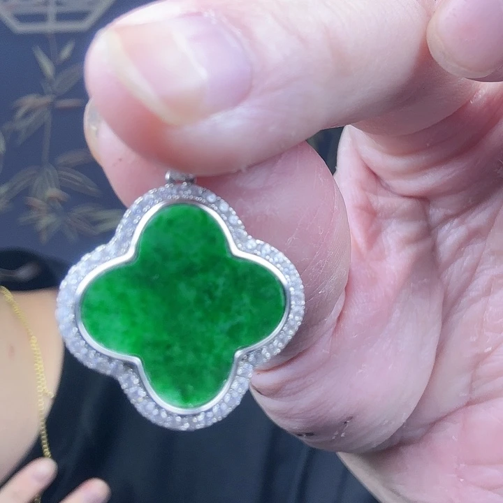 翡翠吊坠(不含链)银S925镶嵌特价 新年