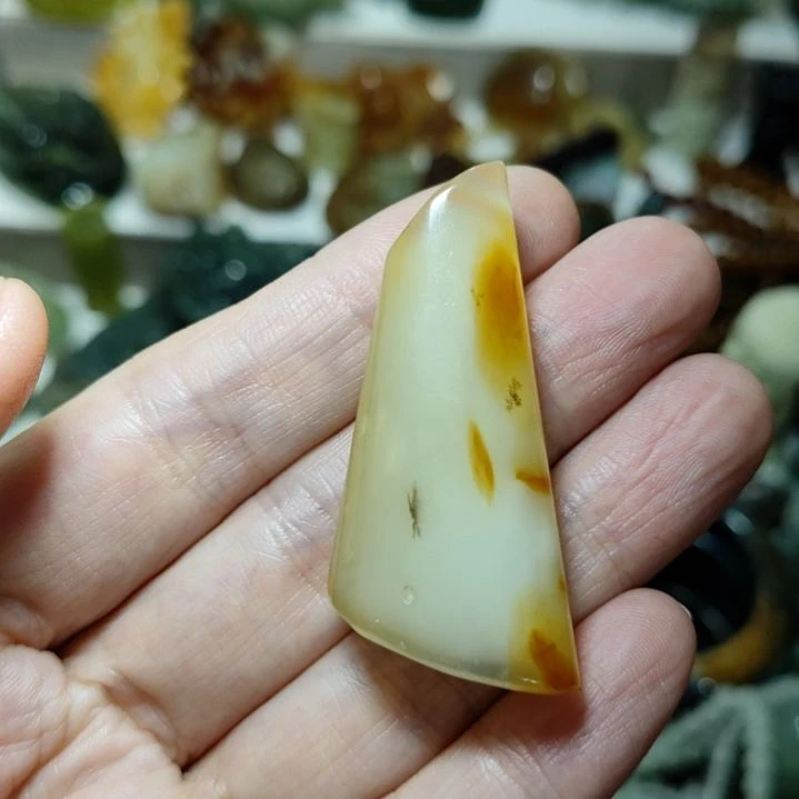 未镶嵌岫玉挂坠款式
