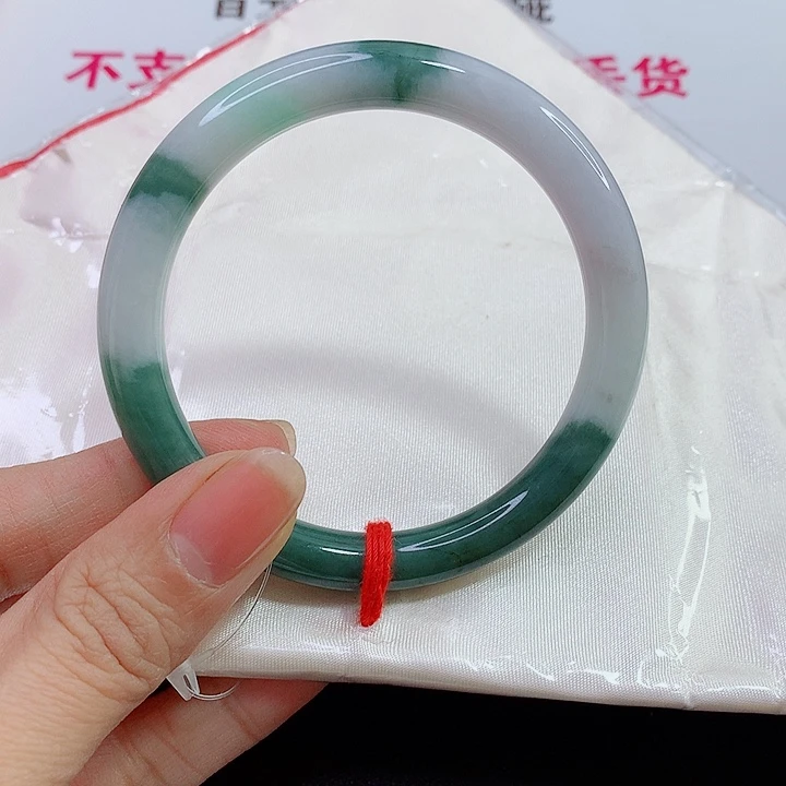 未镶嵌手镯翡翠好*