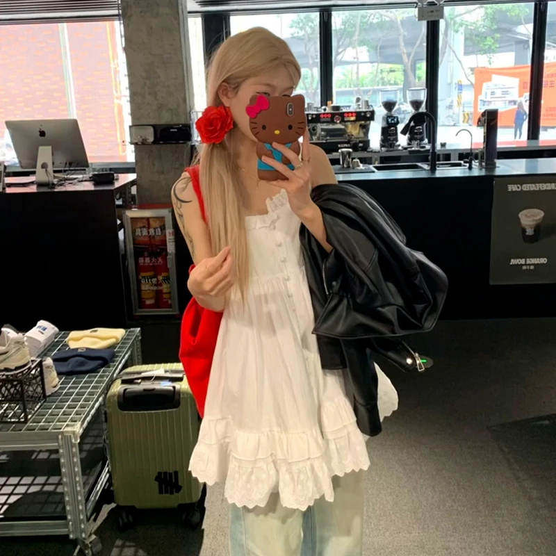 韩系小个子白色吊带连衣裙子女夏季2025新款蕾丝边拼接设计感短裙