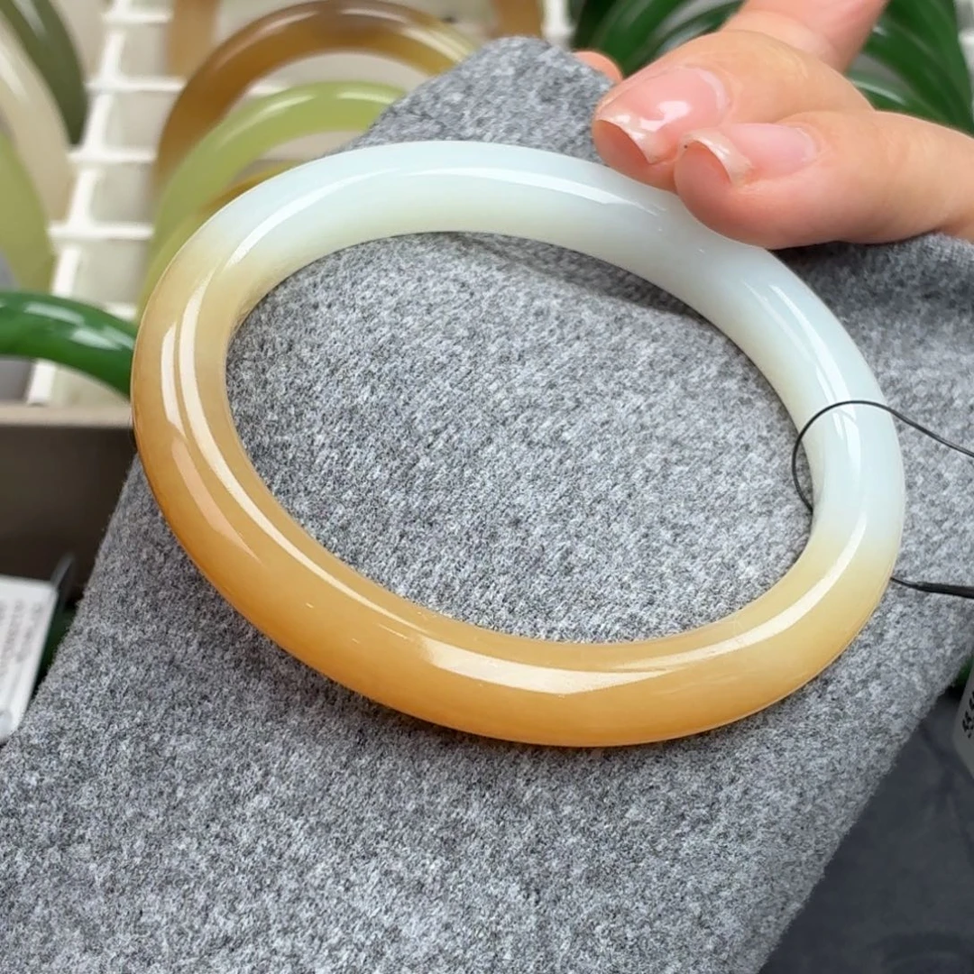 和田玉未镶嵌手镯糖白半山水推荐64号