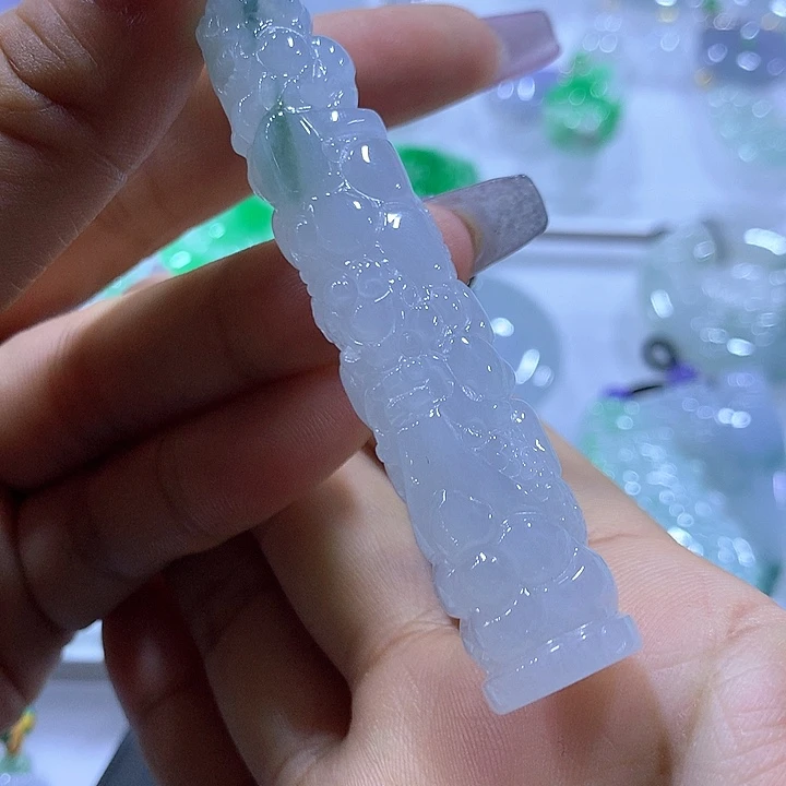 翡翠未镶嵌颈饰天然翡翠A货吊坠