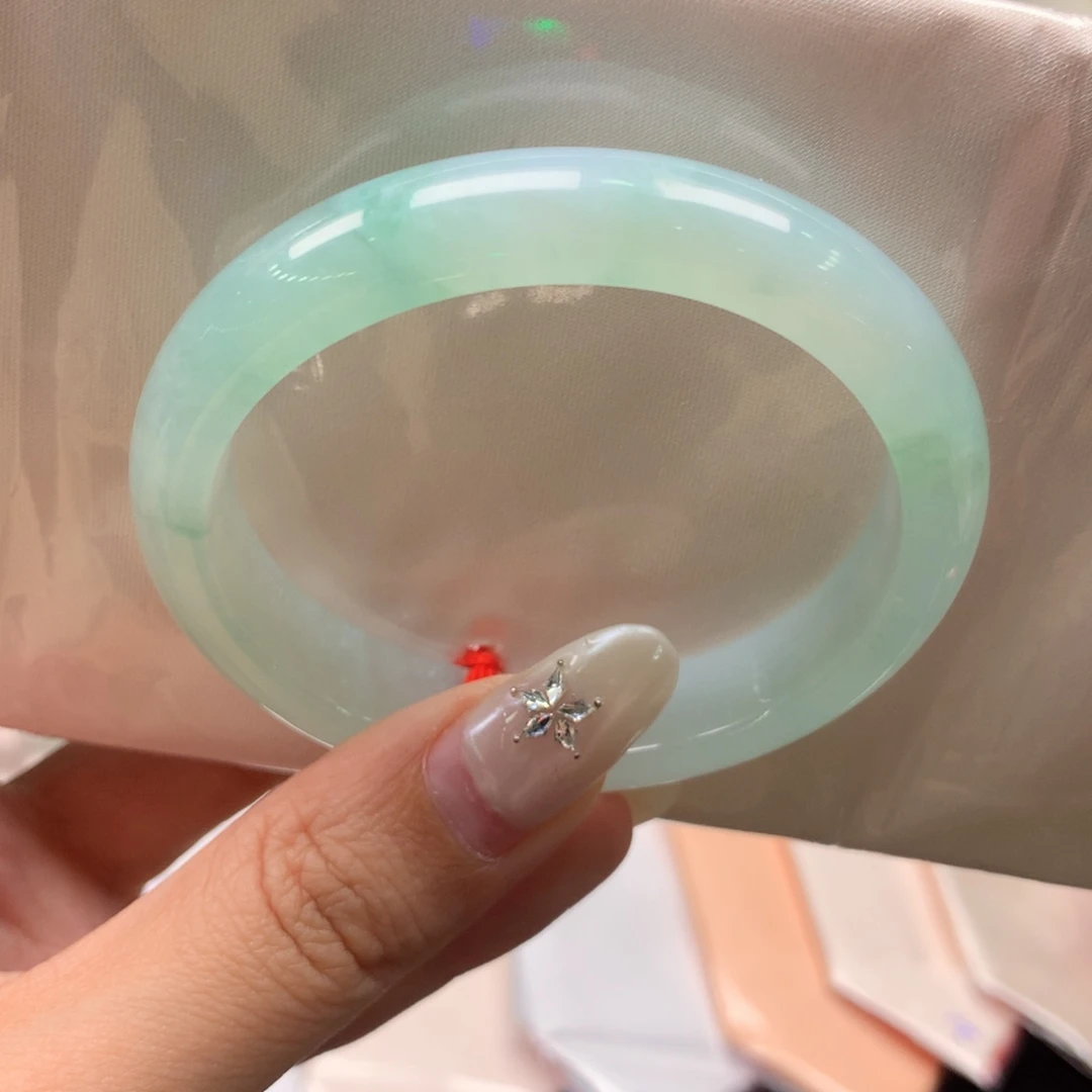 翡翠未镶嵌手镯茉莉青提贵妃35号