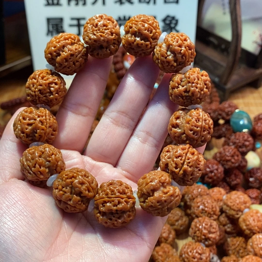 金刚菩提吊坠204瓣素无尘