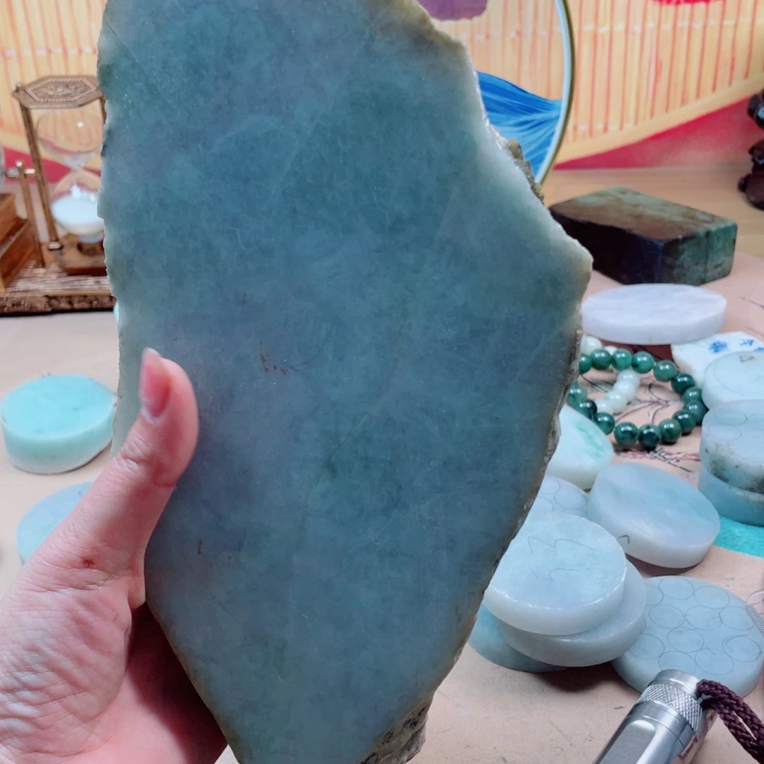 翡翠未镶嵌颈饰542……