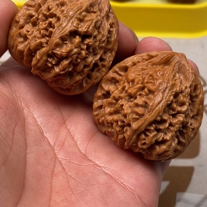 @***旭文玩核桃吊坠核尊