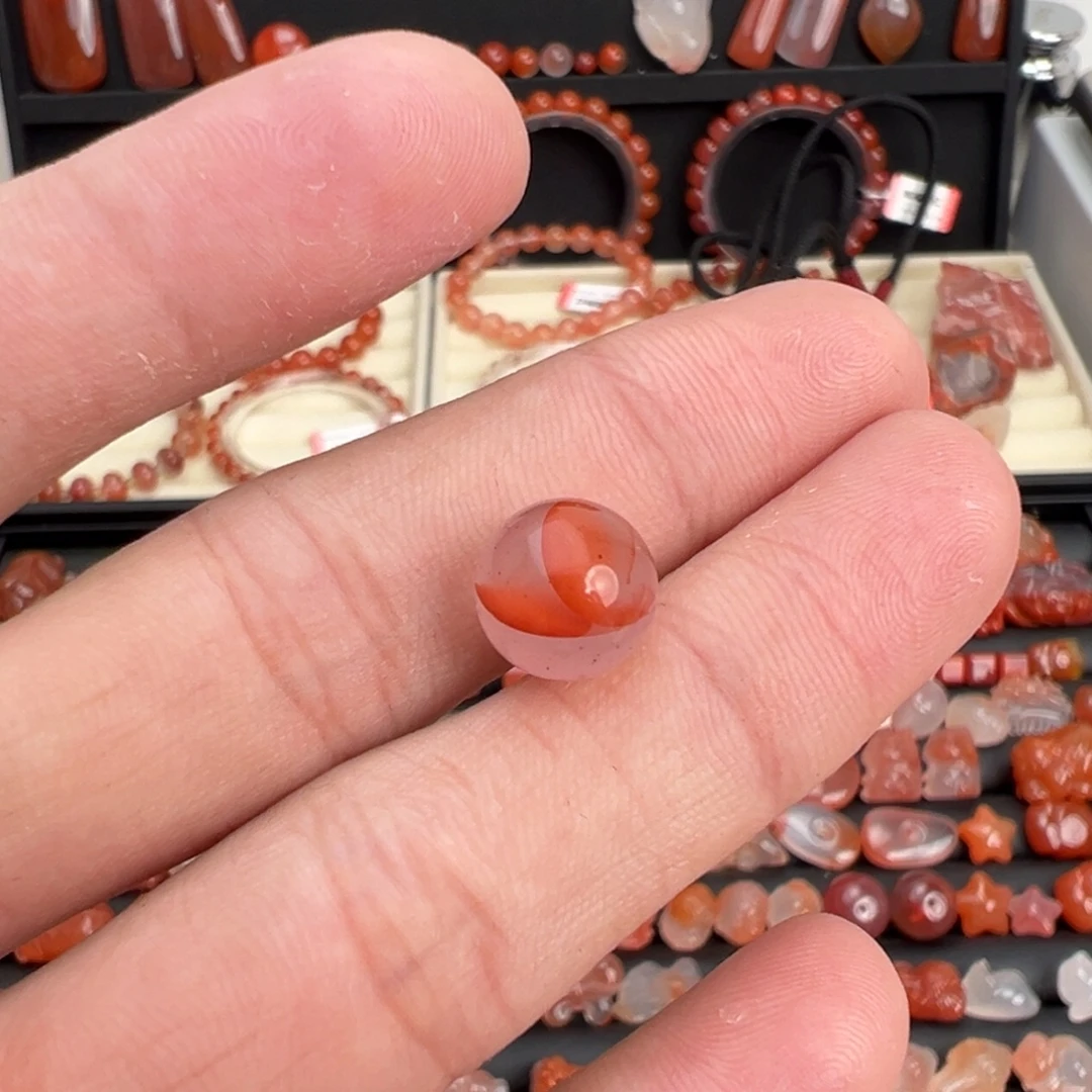 南红玛瑙未镶嵌颈饰圆珠10mm