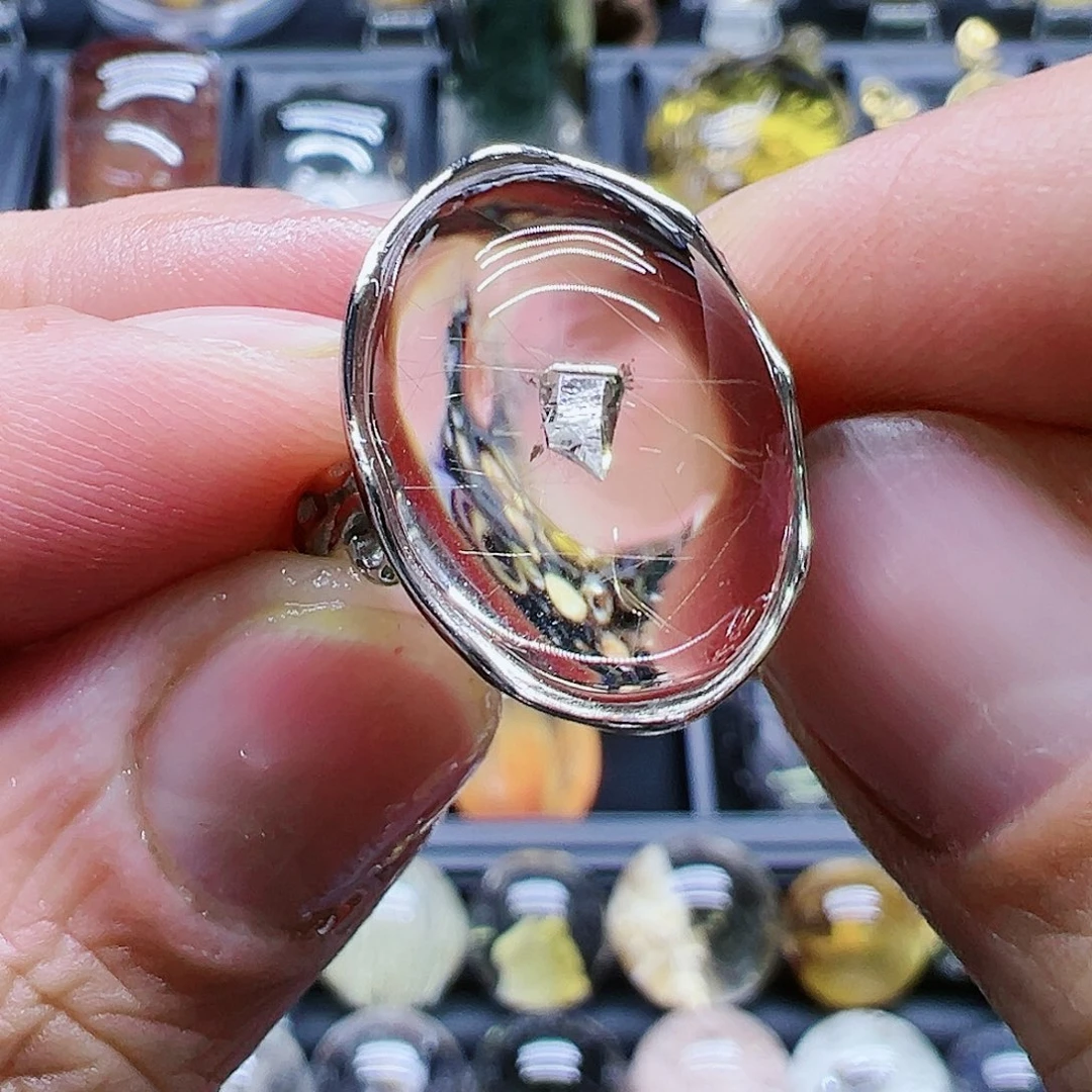 水晶戒指……银S925镶嵌噜**啦