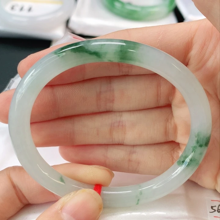 未镶嵌手镯翡翠翡翠手镯56.6贵妃