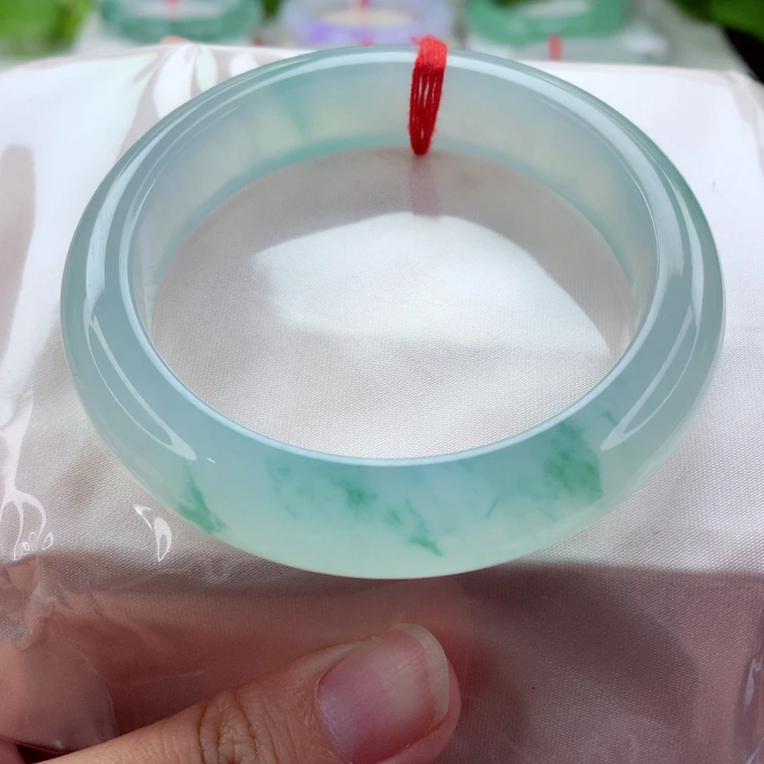 未镶嵌手镯翡翠冰透蓝花 起光 大圈强推！！喵喵