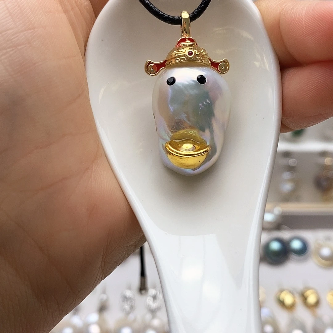 颈饰未镶嵌淡水珍珠