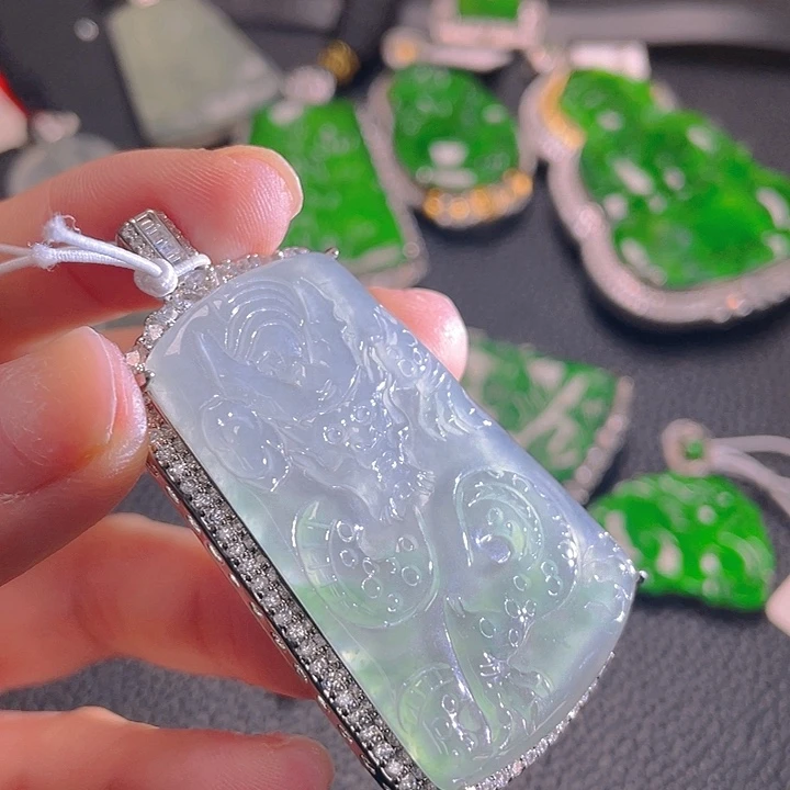 翡翠颈饰未镶嵌31，