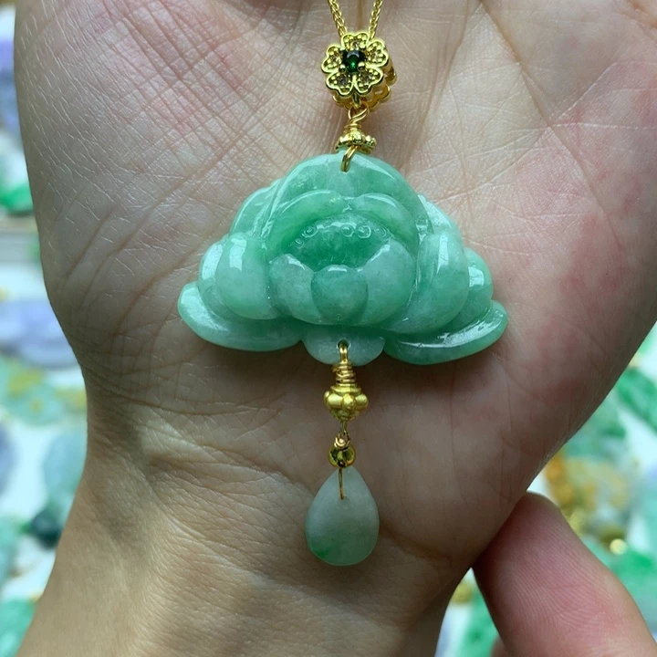 颈饰未镶嵌翡翠翡翠