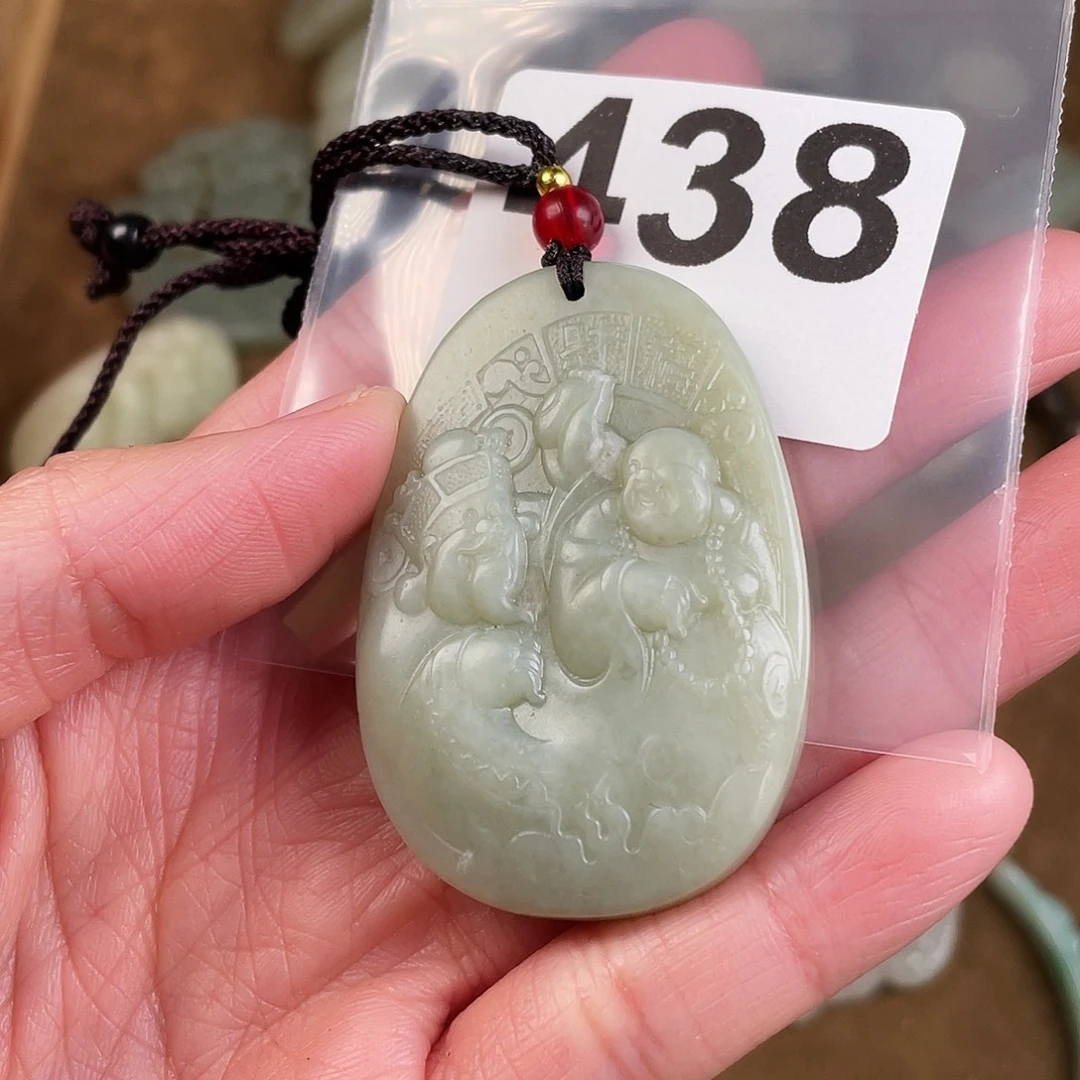 和田玉（糖玉）未镶嵌颈饰