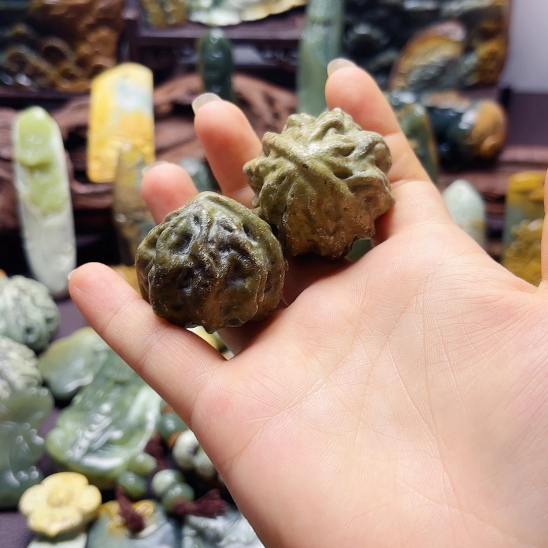 岫岩河磨玉（透闪石质玉）未镶嵌挂件