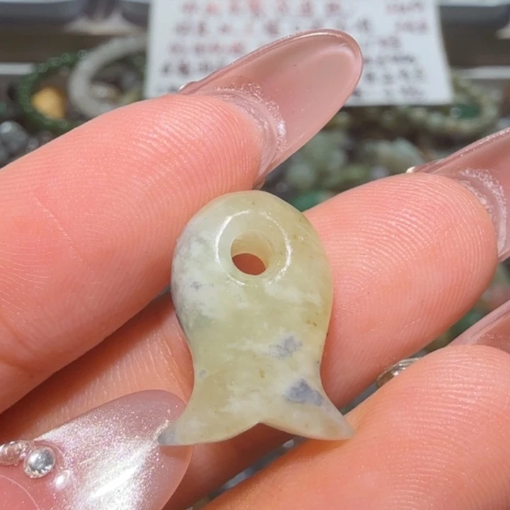 和田玉未镶嵌珠宝半成品