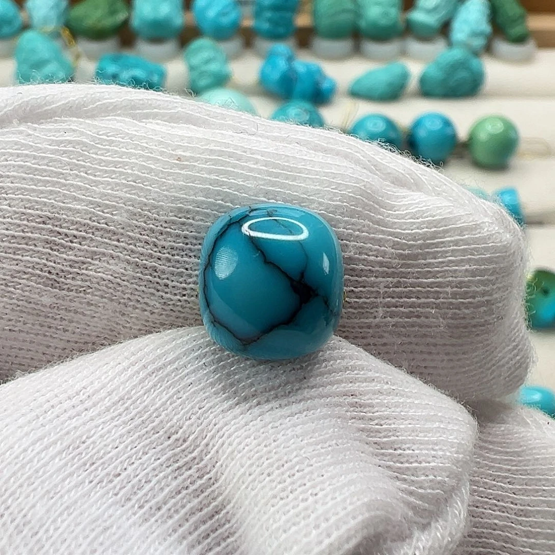 绿松石配饰未镶嵌