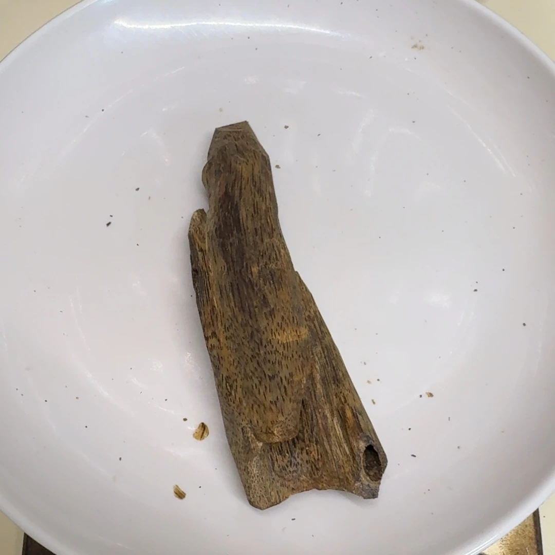 沉香碎屑沉香乌身圆叶沉水浮纯虫漏32克