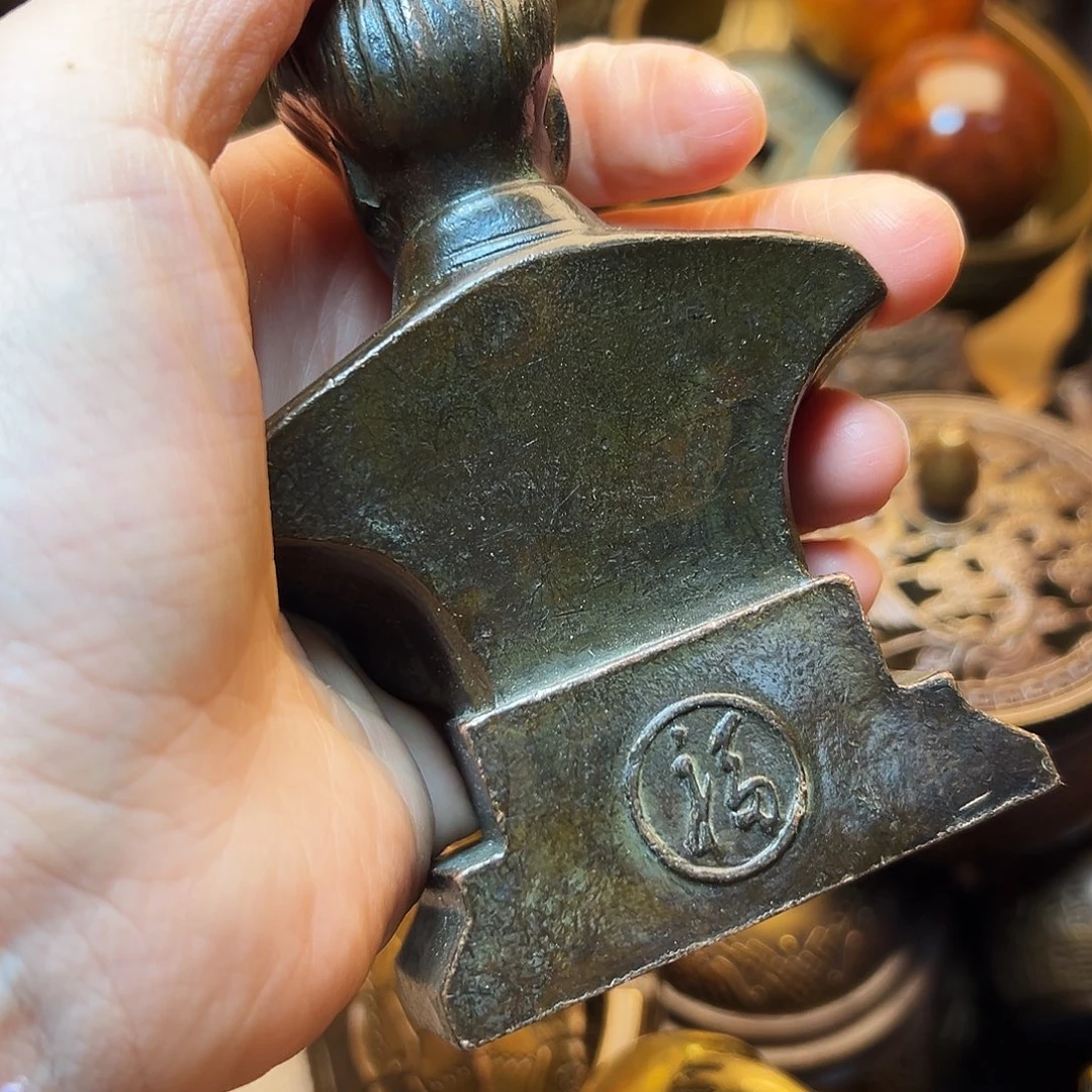 精美铜器工艺品等