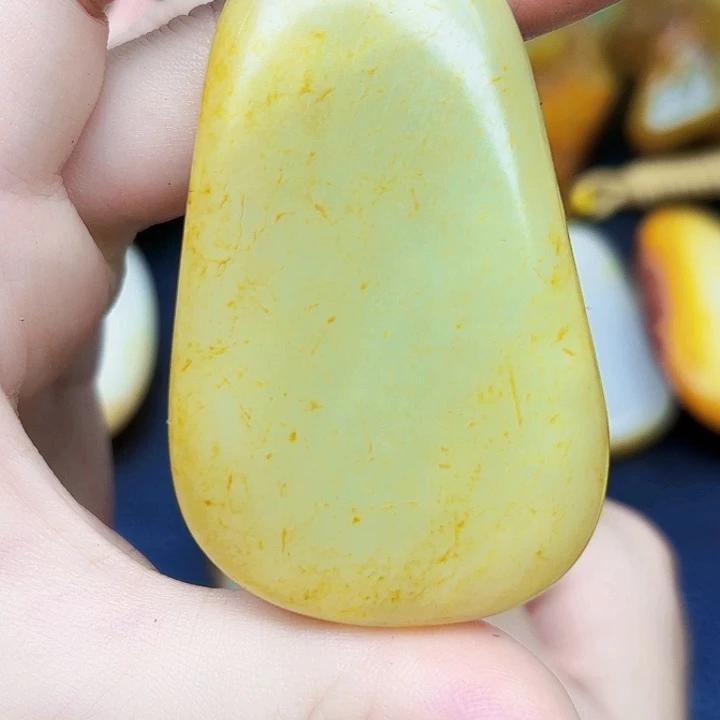 未镶嵌和田玉挂件