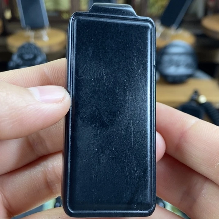 和田玉（墨玉）未镶嵌颈饰细长条无事牌福利包容