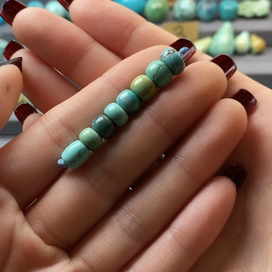 绿松石未镶嵌什么都有一组