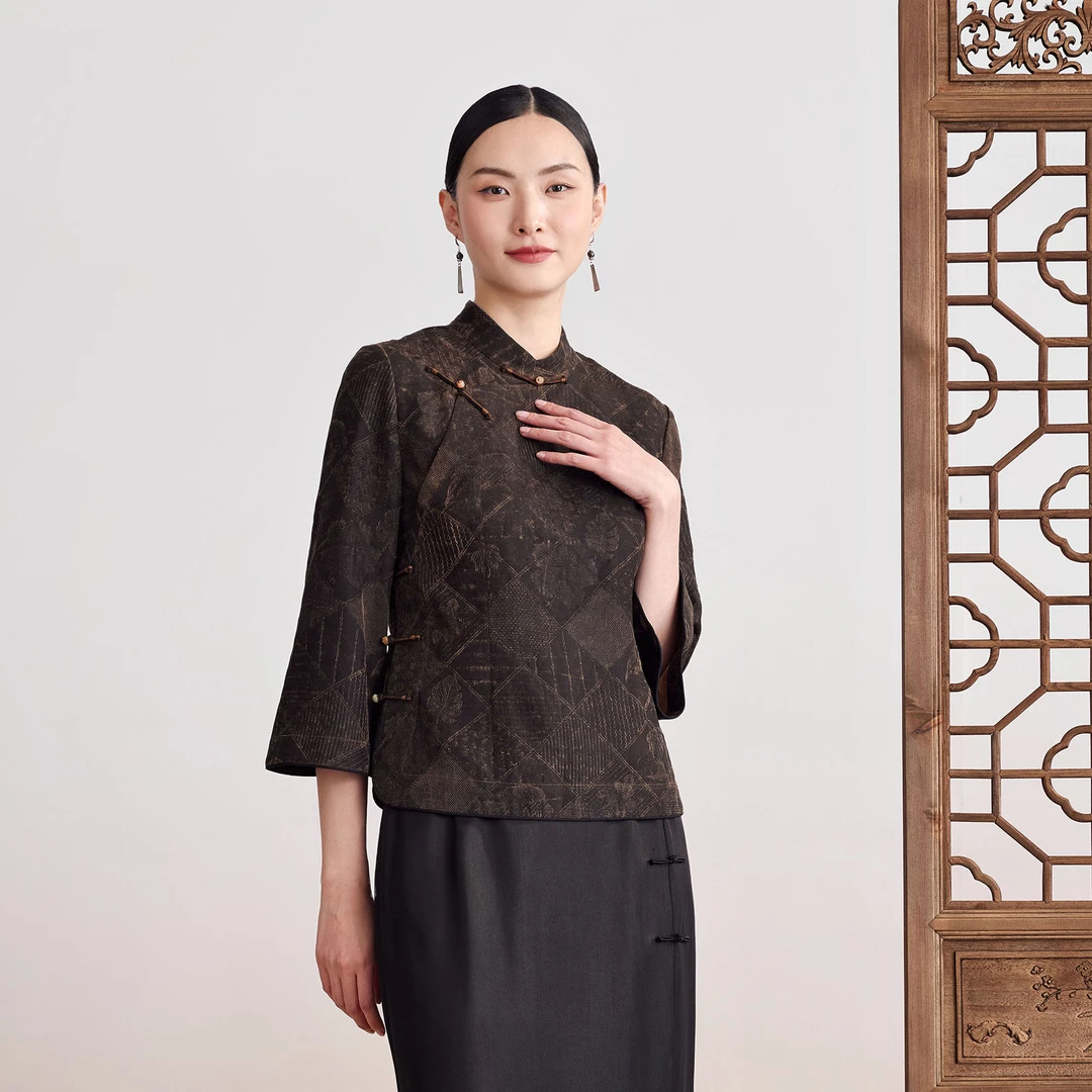 韦小宝香云纱小衫-2331101005