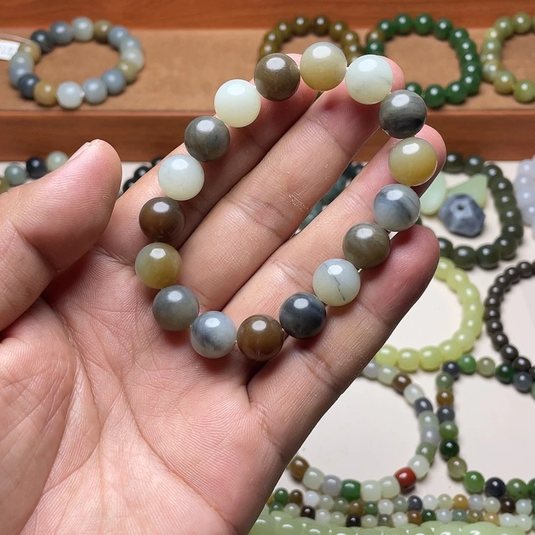 和田玉未镶嵌手串