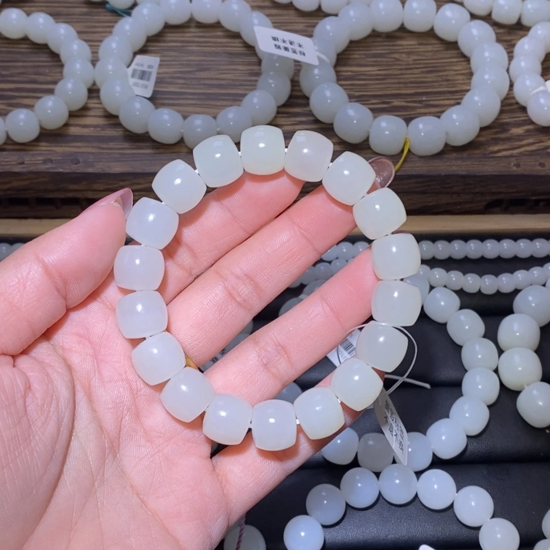 和田玉未镶嵌手链卡12直切