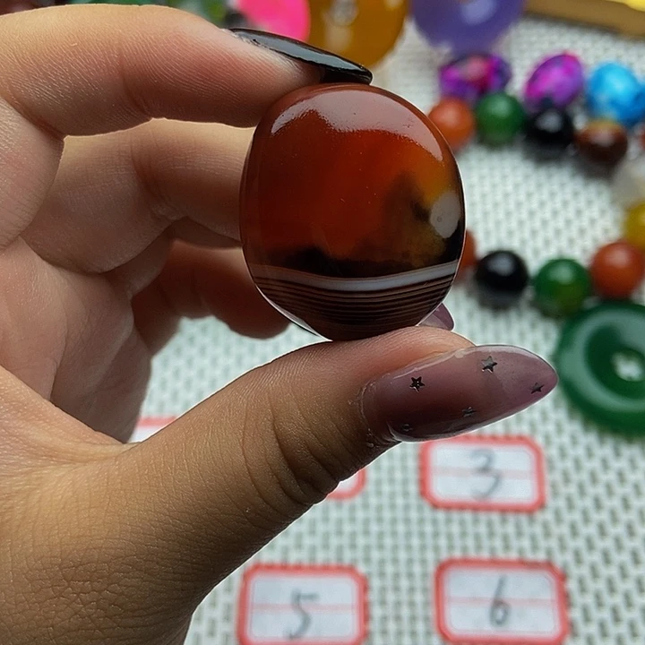 玛瑙/玉髓颈饰未镶嵌