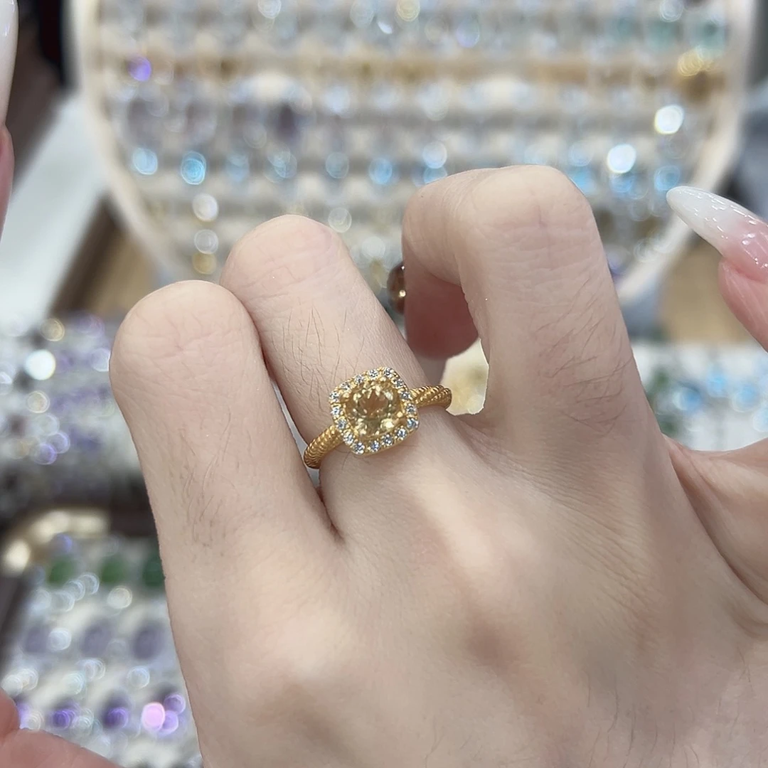 银S925镶嵌黄晶戒指