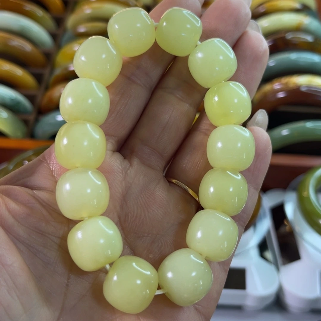 蛇纹石玉手串未镶嵌
