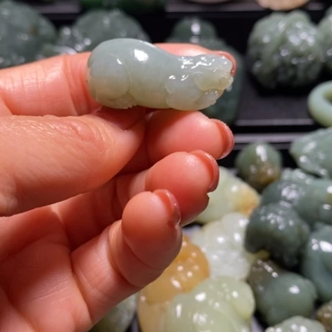 未镶嵌和田玉（糖玉）珠宝奇石