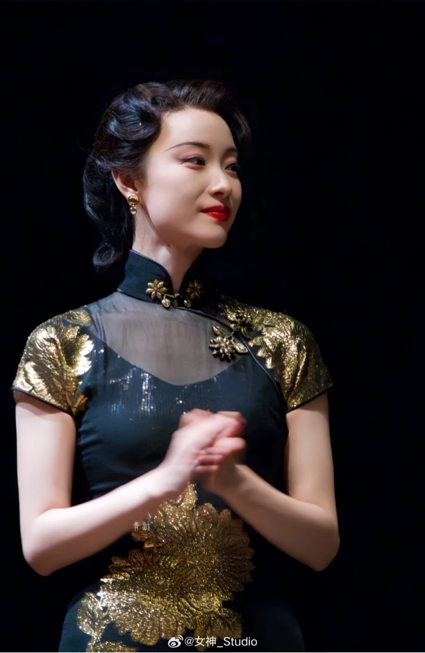 倪妮明星同款新中式国风改良旗袍年轻高端气质黑色提花礼服连衣裙