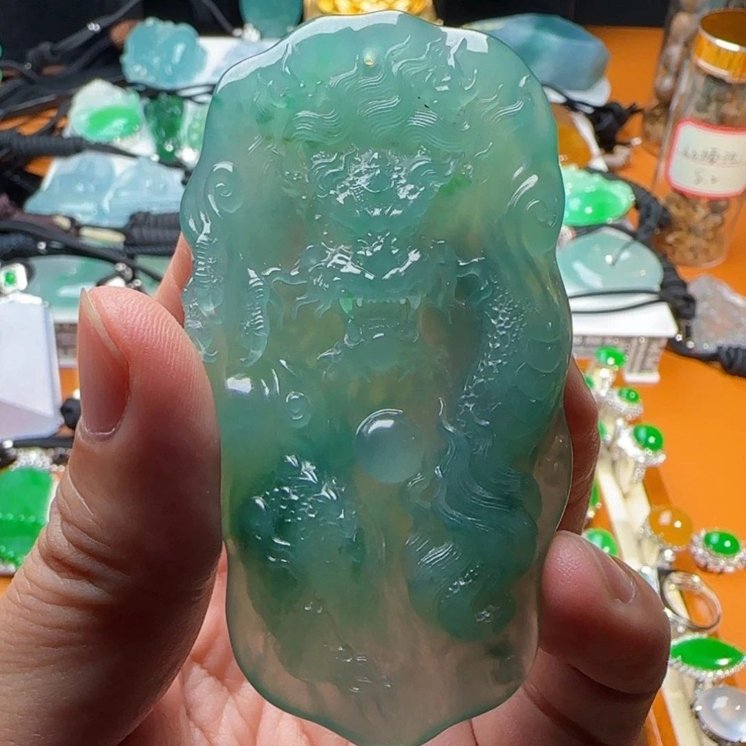 颈饰未镶嵌翡翠大龙牌