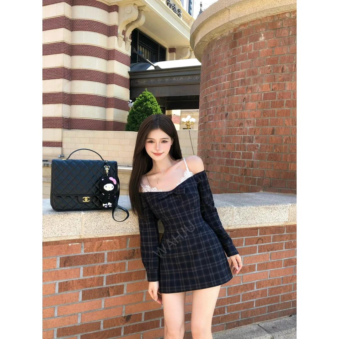 画解WAHJU【挪威庄园】时尚蕾丝吊带设计感蓝色格子连衣裙9760W