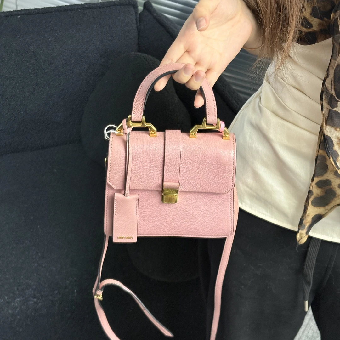 95新 MIU MIU/缪缪 粉色 mini kelly 手提斜挎包xq