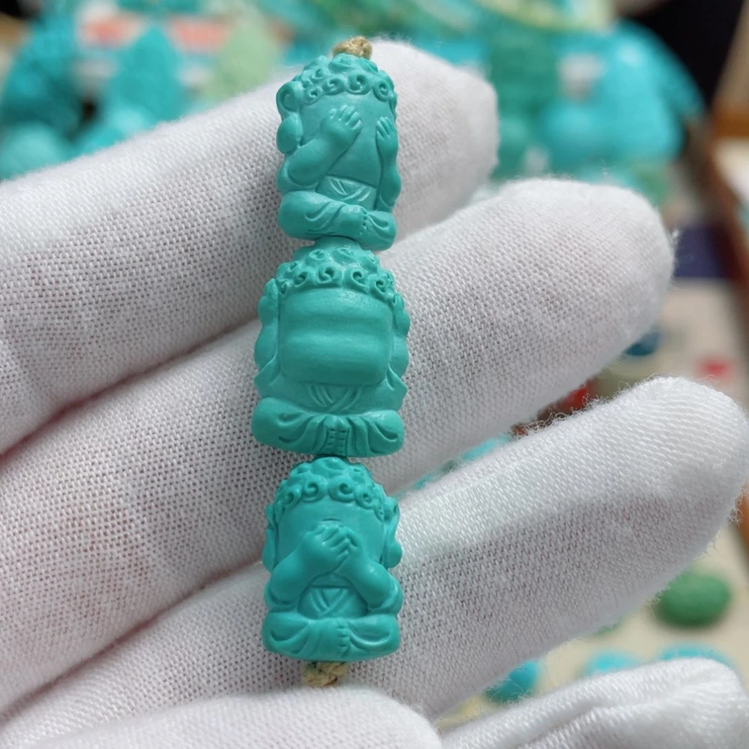 绿松石未镶嵌珠宝奇石