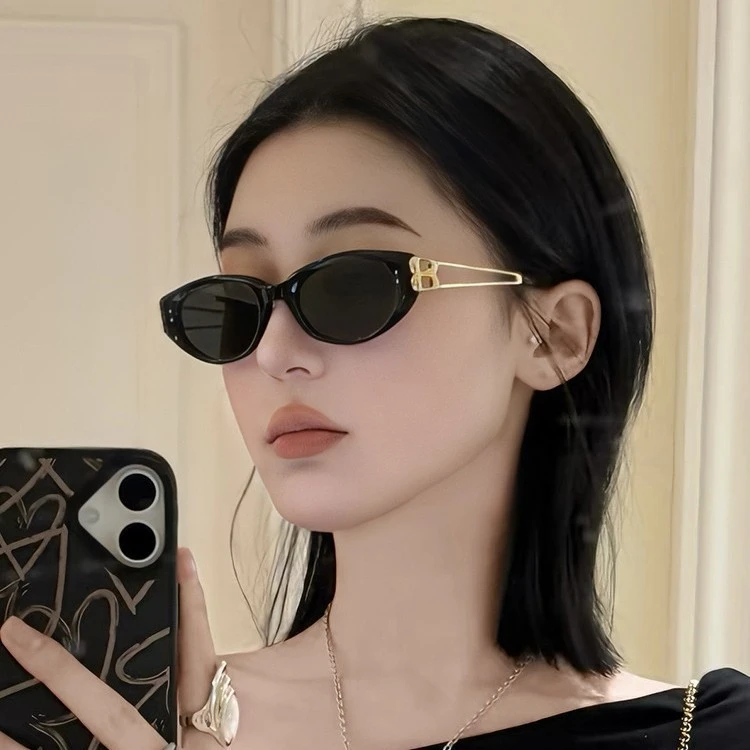 高级感猫眼金属太阳镜防紫外线街拍潮流眼镜女防晒百搭欧美风墨镜