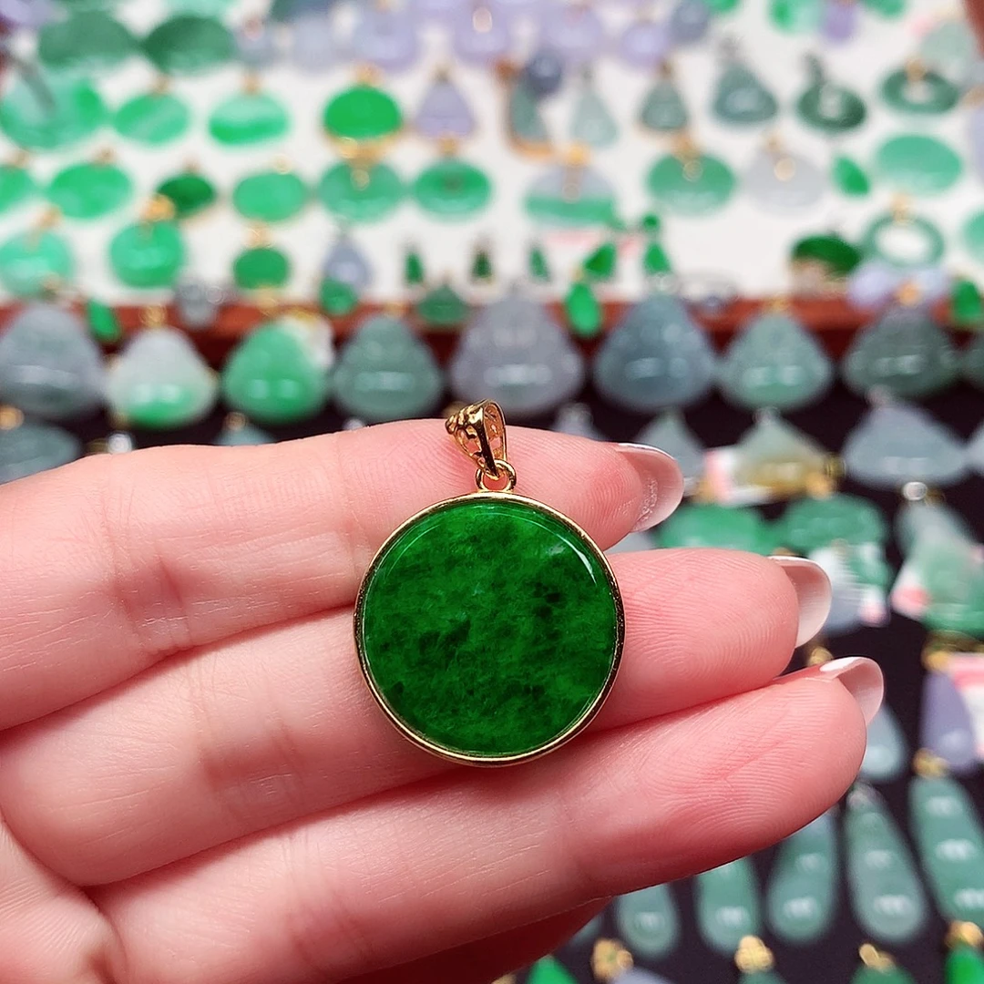 翡翠未镶嵌颈饰天然翡翠A货