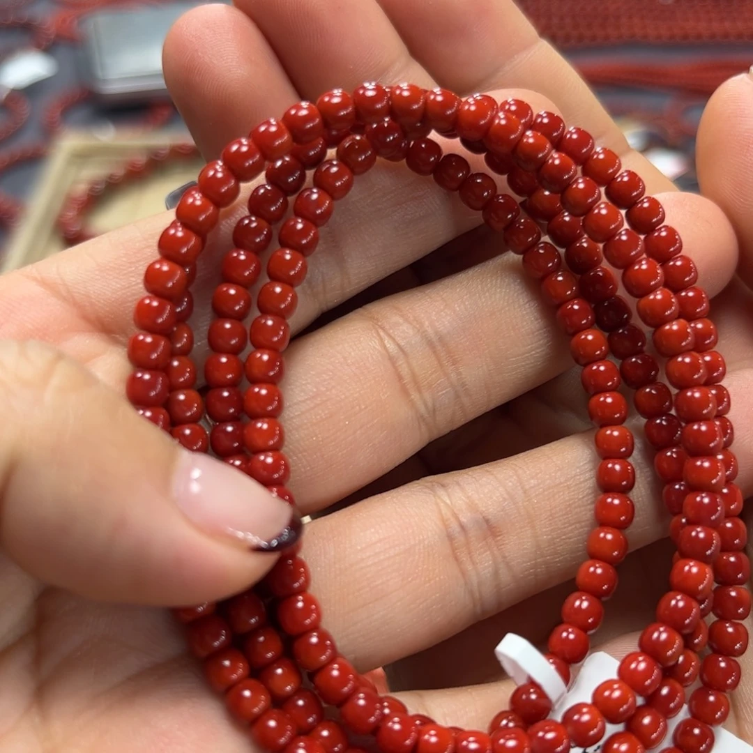 南红玛瑙未镶嵌珠宝奇石