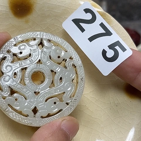 煜***哥瓷片瓷器是古代文化与传统绘画艺术之间融合