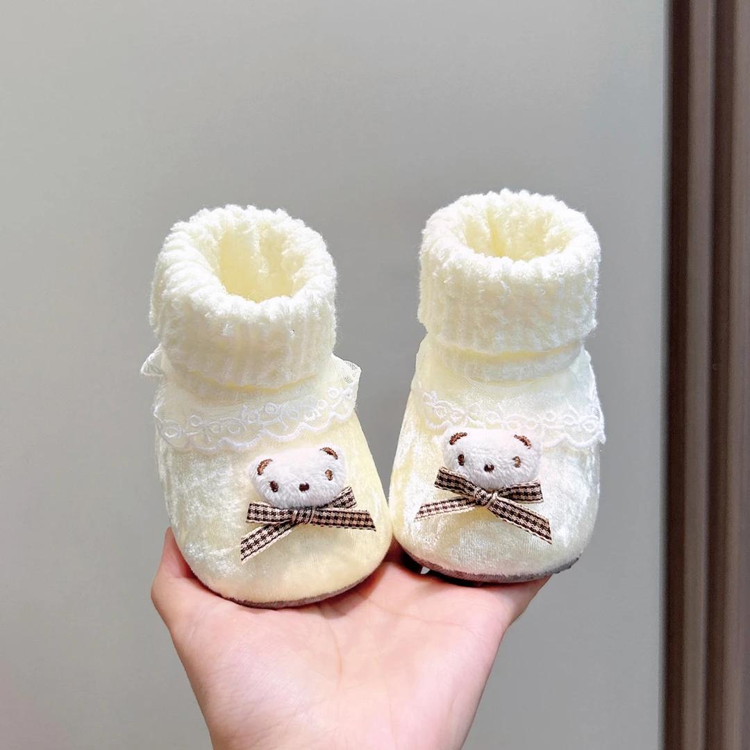婴儿软底袜鞋秋冬款女宝宝公主风0-6-12月冬季加绒加厚保暖步前鞋