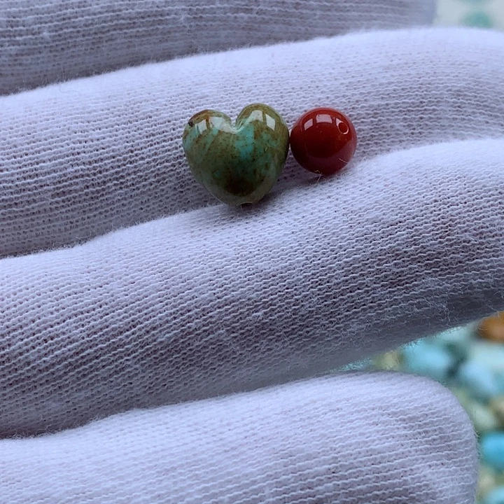 南红玛瑙未镶嵌珠宝奇石