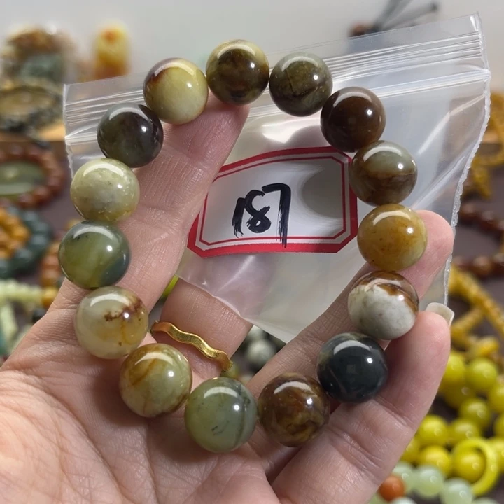 未镶嵌蛇纹石玉手链