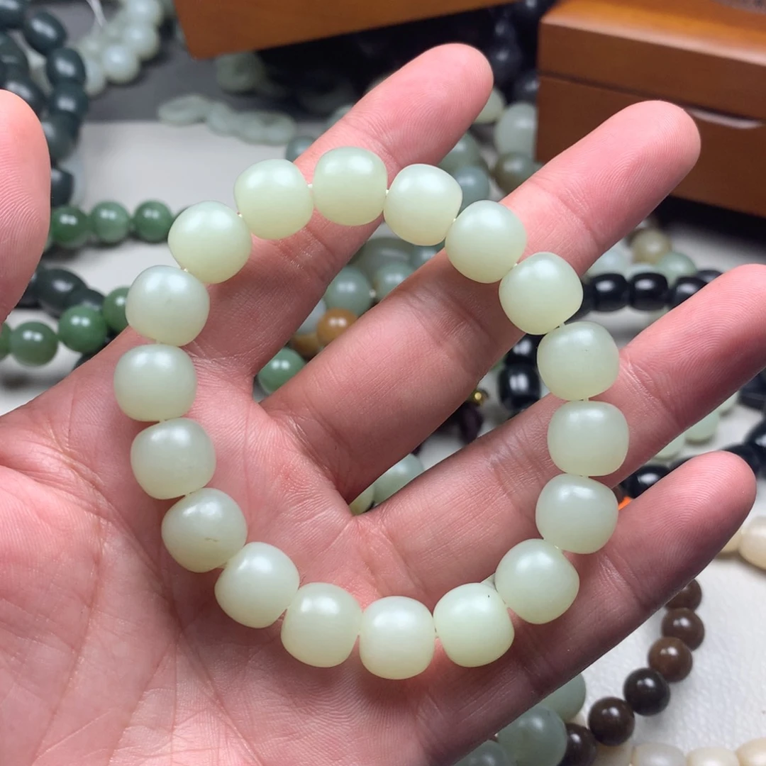 手链未镶嵌和田玉缘*-