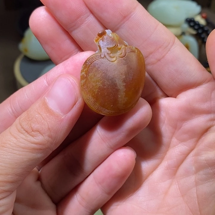 和田玉未镶嵌吊坠(不含链)