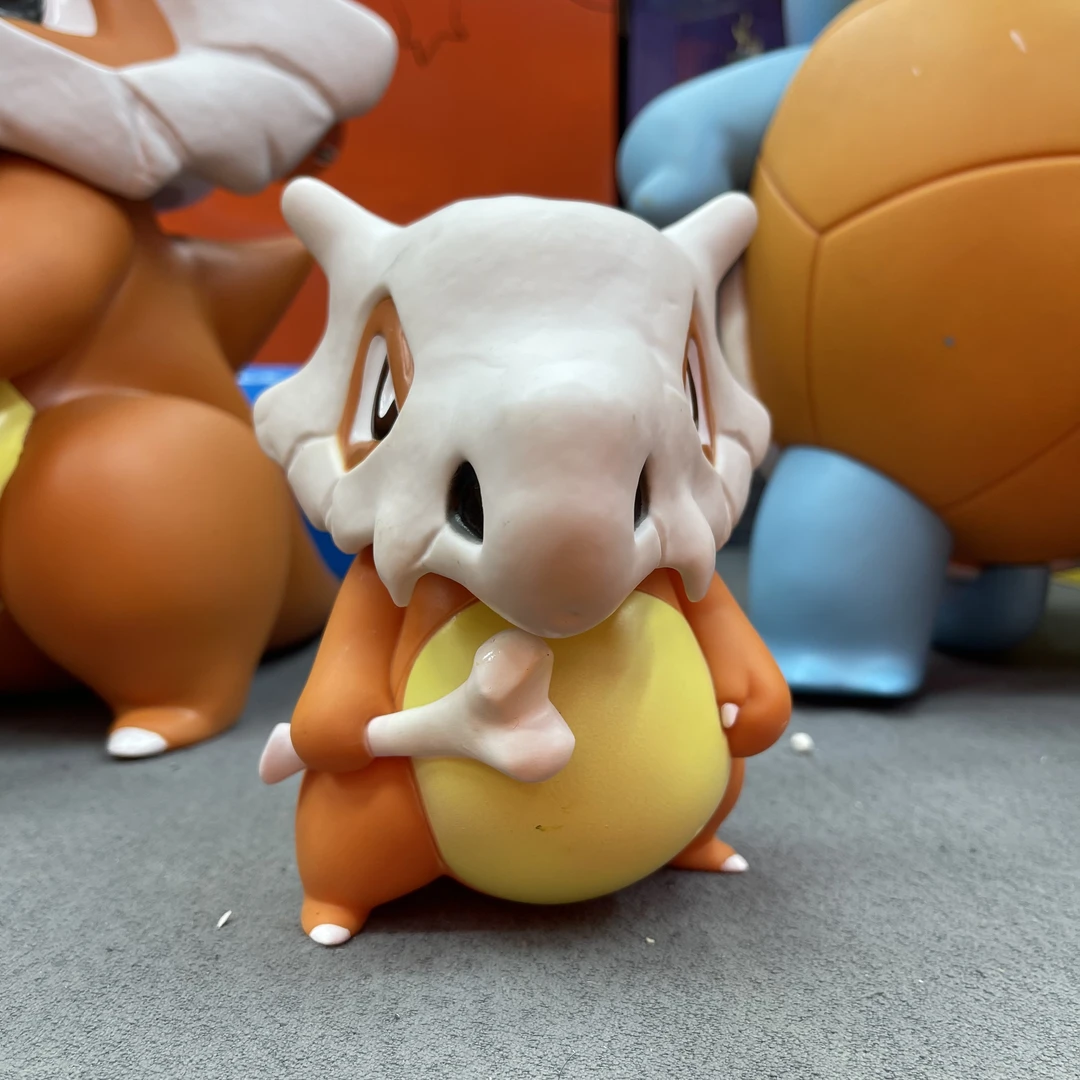 小号高约15厘米搪胶卡拉卡拉手办