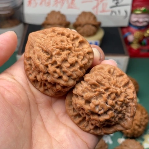 【闪购商品】文玩核桃把件45官帽