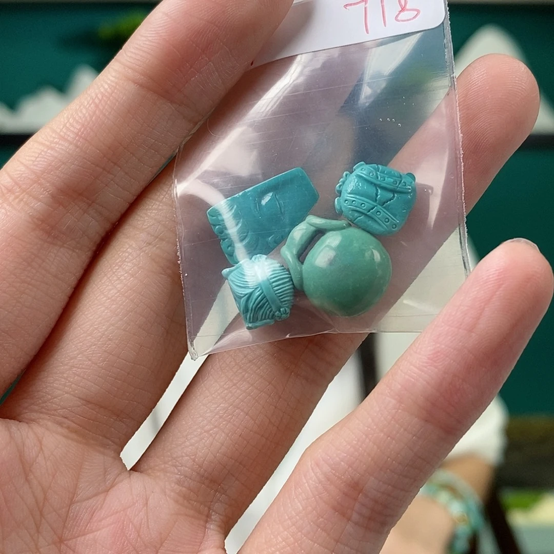 绿松石未镶嵌珠宝奇石